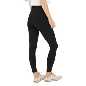 aerie OFFLINE Goals 7/8 Leggings High Rise High Waisted in color black